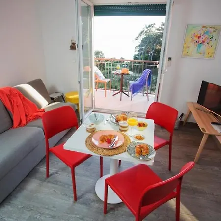 Luka's - ''no.1'' One-bedroom With Balcony And Sea... Apartament