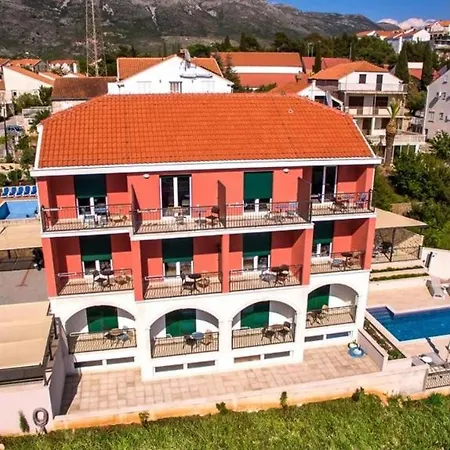 Luka's - ''no.1'' One-bedroom With Balcony And Sea... *